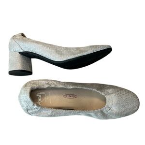 Amalfi By Rangoni 8.5 NEW Gray Heels with Chunky Heel- pillow soft elastic heel